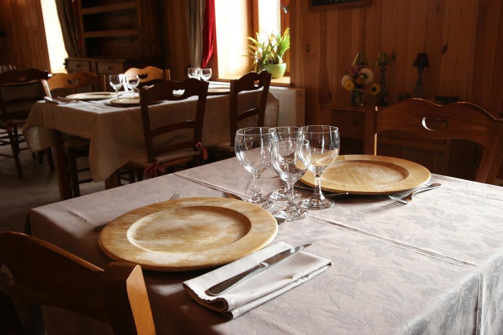 Готель Auberge Du Ruxelier Chenimenil Екстер'єр фото