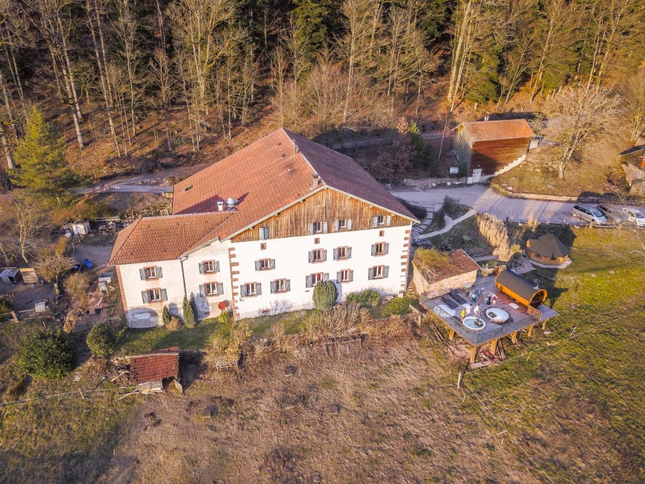 Готель Auberge Du Ruxelier Chenimenil Екстер'єр фото